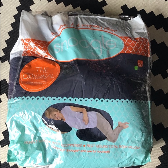Snoogle Total Body Pillow pregnancy pillow - Picture 1 of 4